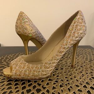 Enzo Angiolini Gold Threaded Peep Toe Pumps